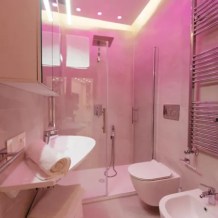 Lägenhet 30' Walk Vatican & Stadium Art, Smart Home *